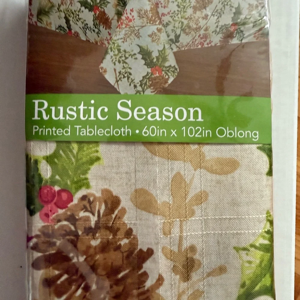 New Holiday rustic fabric tablecloth 60 x 102”